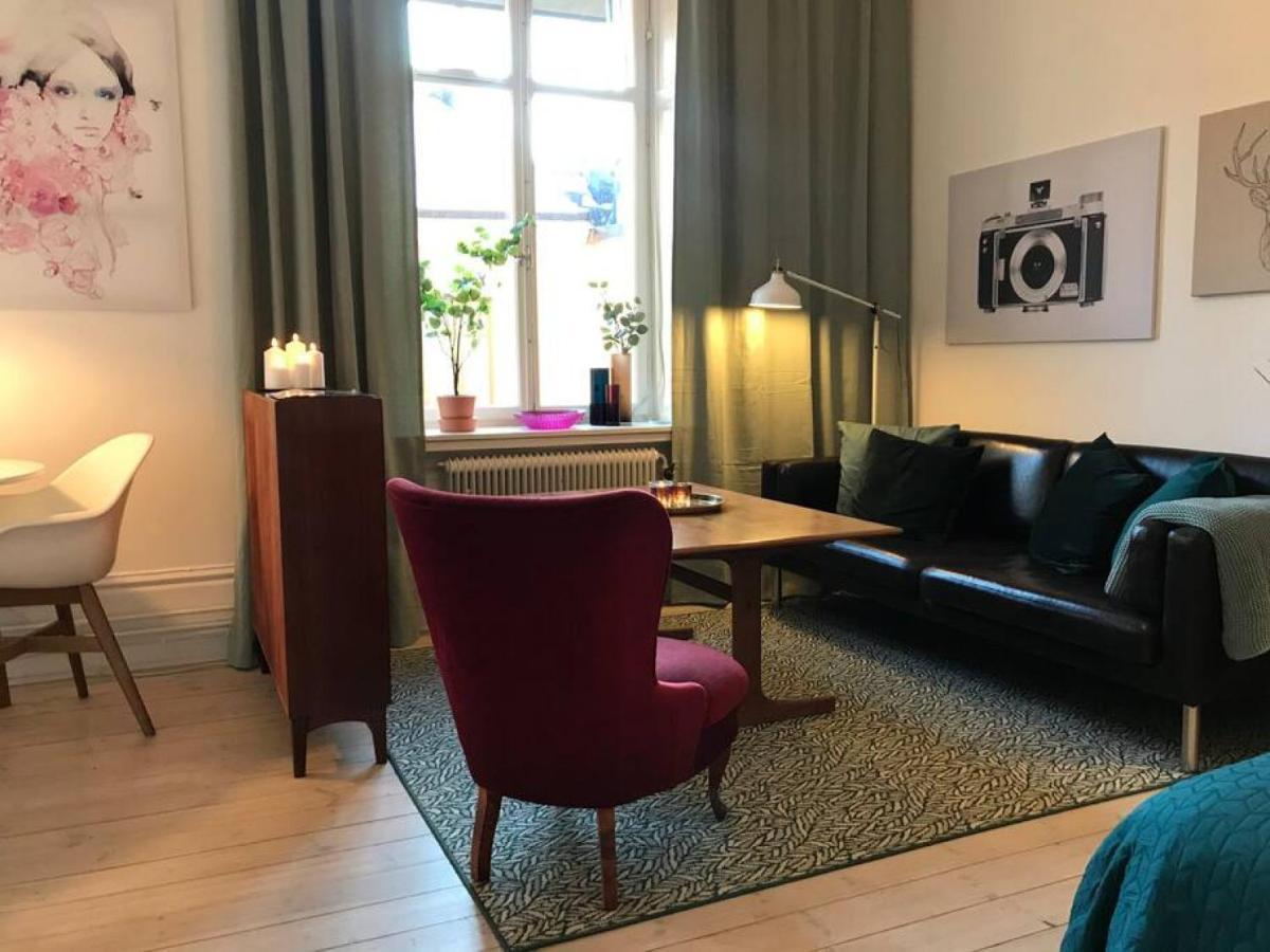 Bohemian And Light One Room Apartment In Sofo 31Sqm Stockholm Exterior photo