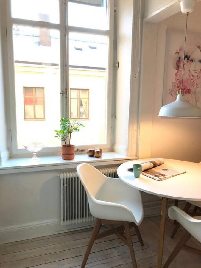 Bohemian And Light One Room Apartment In Sofo 31Sqm Stockholm Exterior photo